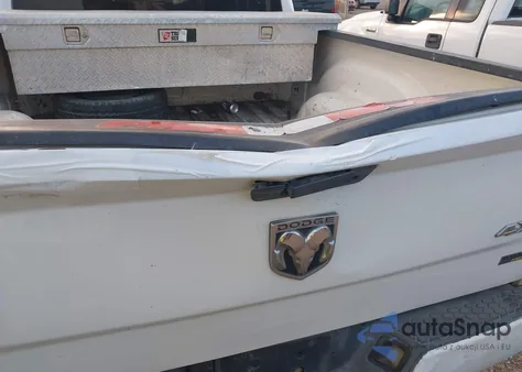 2009 Dodge Ram 1500 St z USA, uszkodzony, nr VIN 1D3HV18P29S815028